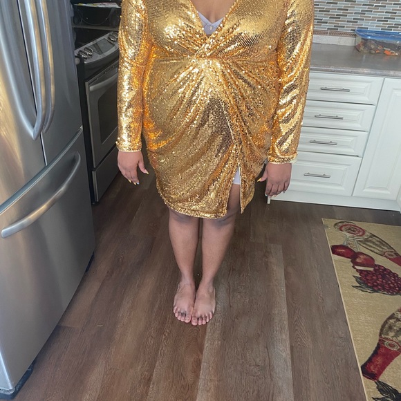 Neue sparkly dress - Picture 3 of 3